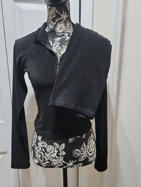 Fashion Nova Terry Cloth Lounge Biker Short Set M
